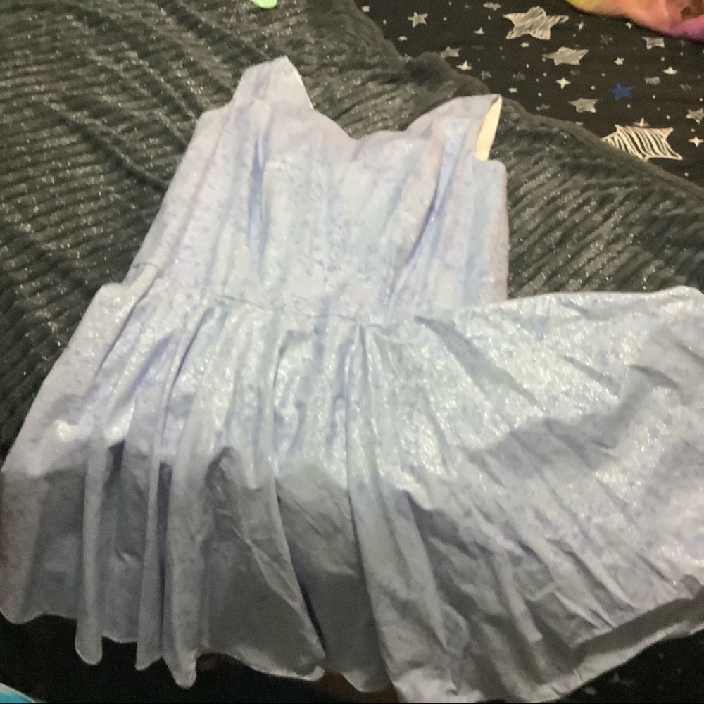 A Sparkling Lilac Dress w/ a Sweetheart Neckline